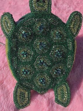 Viral Green Turtle Beaded Crossbody Bag